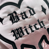 BATA DE SATIN BAD WITCH ROSA
