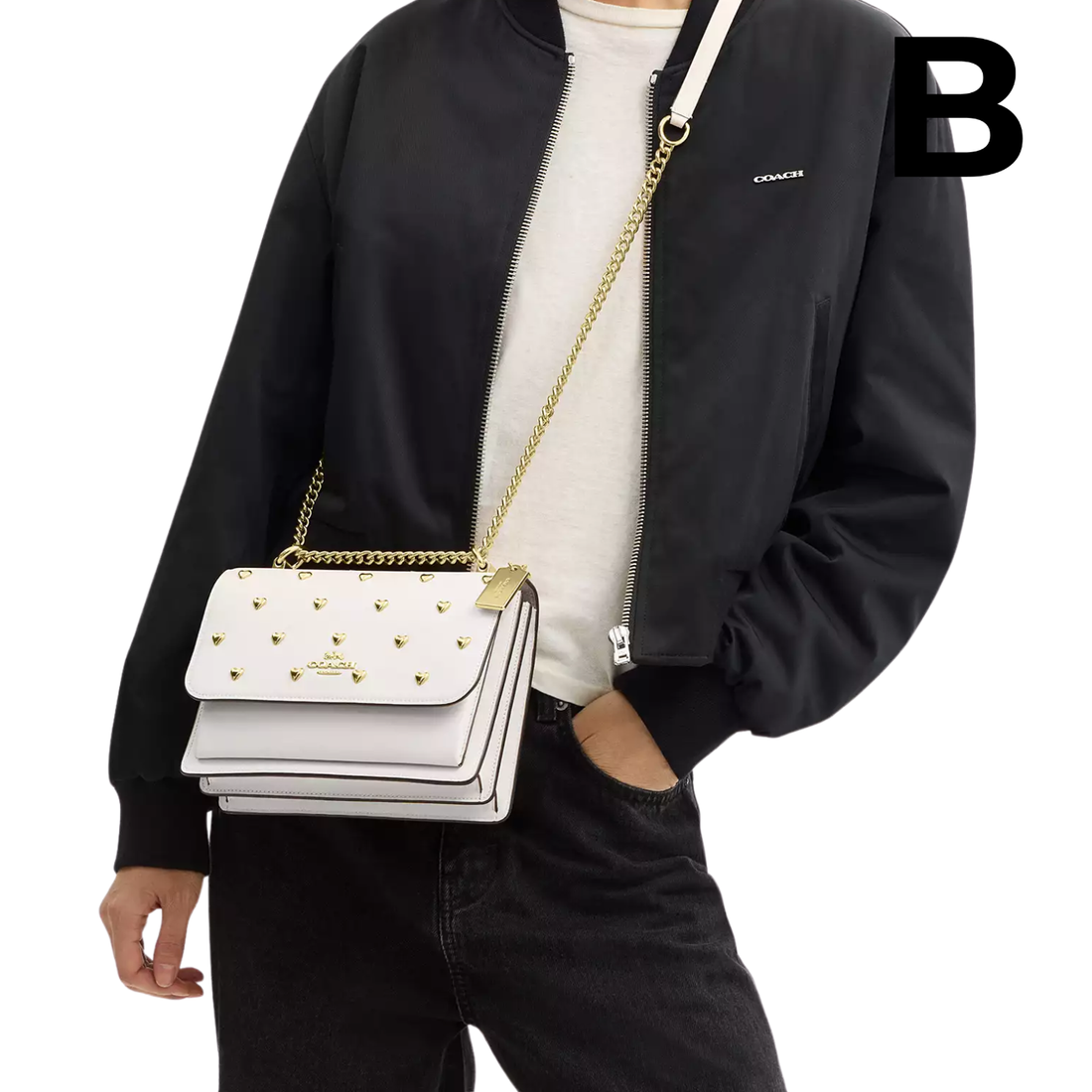 Klare Crossbody Bag With Heart Rivets **PREVENTA**