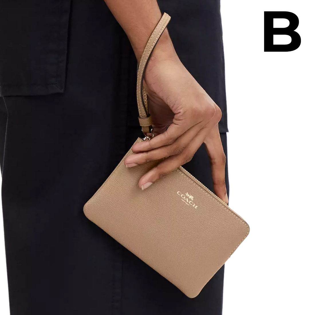 Corner Zip Wristlet PREVENTA