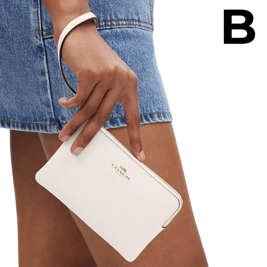 Corner Zip Wristlet PREVENTA