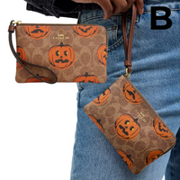 Corner Zip Wristlet In Signature Canvas With Halloween Print PREVENTA