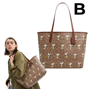 Coach X Peanuts City Tote Bag In Signature Canvas With Snoopy Print PREVENTA