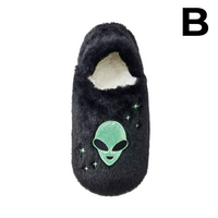 Women's Ghost Embroidered Halloween Faux Fur Slipper Socks with Grippers - Hyde and EEK Boutique™ Black/White PREVENTA