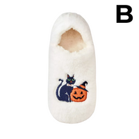 Women's Ghost Embroidered Halloween Faux Fur Slipper Socks with Grippers - Hyde and EEK Boutique™ Black/White PREVENTA